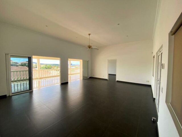 Ruime villa met zwembad Brakkeput Abou Curaçao te Huur(25)