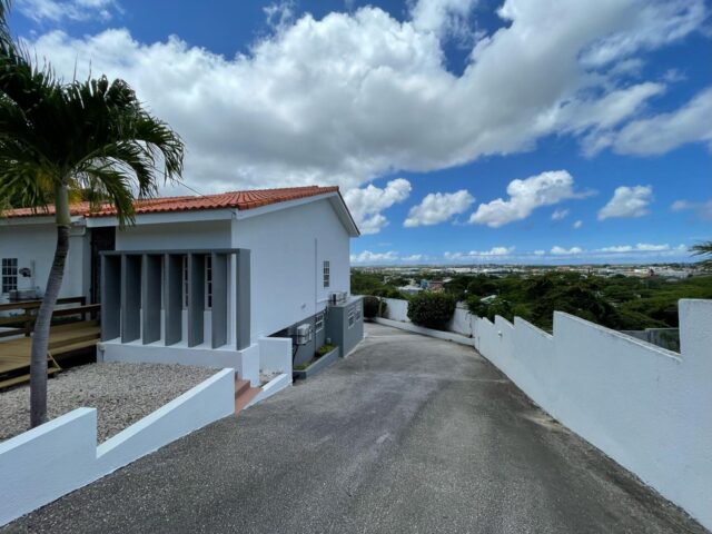 Ruime Woning met uitzicht te Bramendiweg te Huur.14 (2)