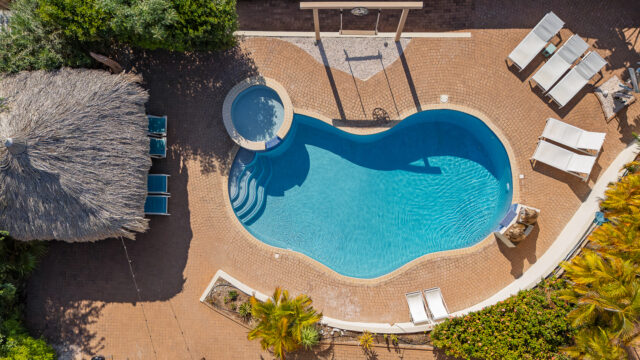 Bovenaanzicht zwembad