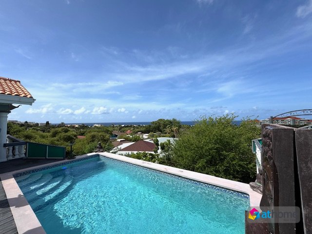 Piscadera_Bay_Zwembad