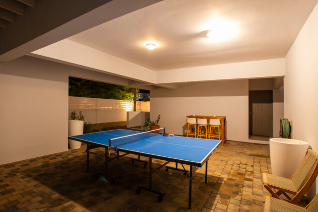 Luxe Villa met Appartement en 2 Zwembaden Vista Royal te Koop00062