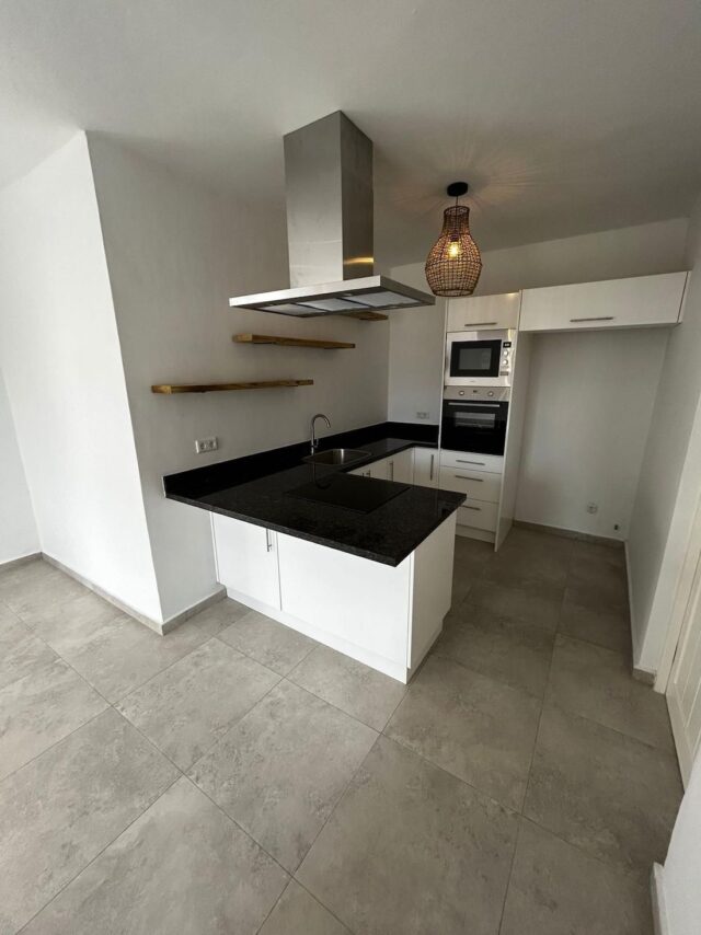 LuxeAppartementteHuurinOtrobanda_Keuken