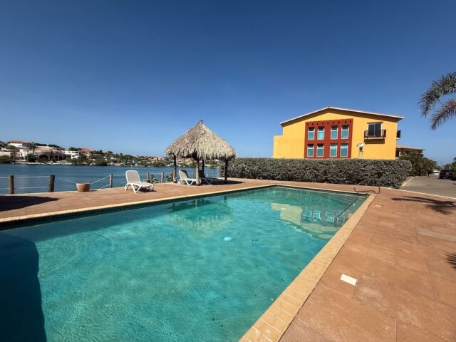 Palapa_Pool