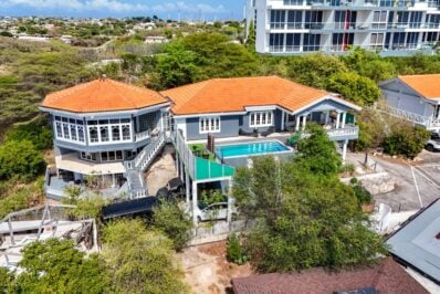 Beautiful Villa with Pool and Sea View in Piscadera for sale 1